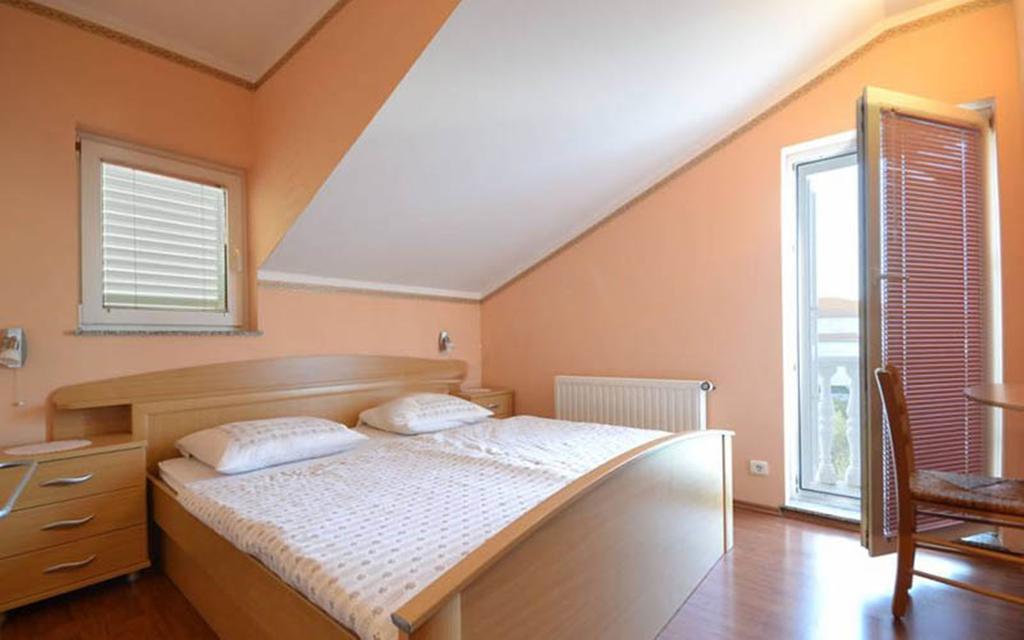 Villa Daniela Brodarica  Habitación foto